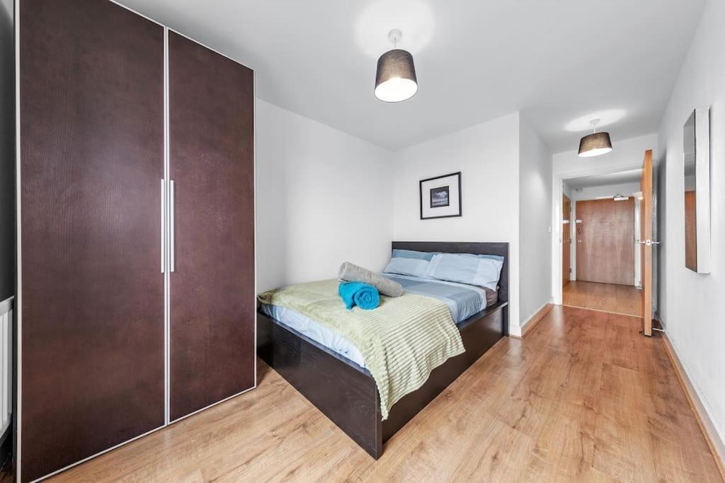 Lovely & Cosy 2 Beds Skyline View Appartement *